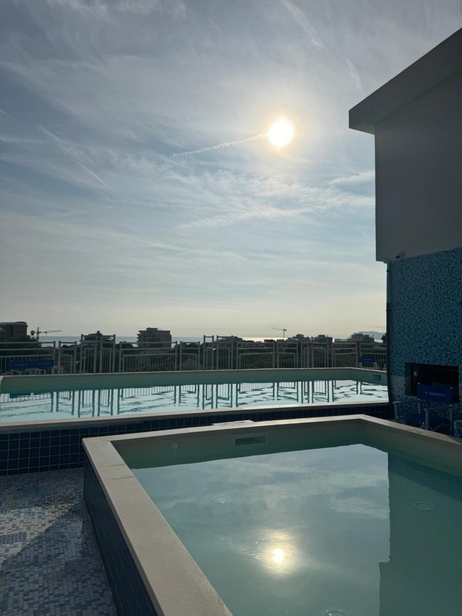 Augustus Hotel Riccione Exterior foto