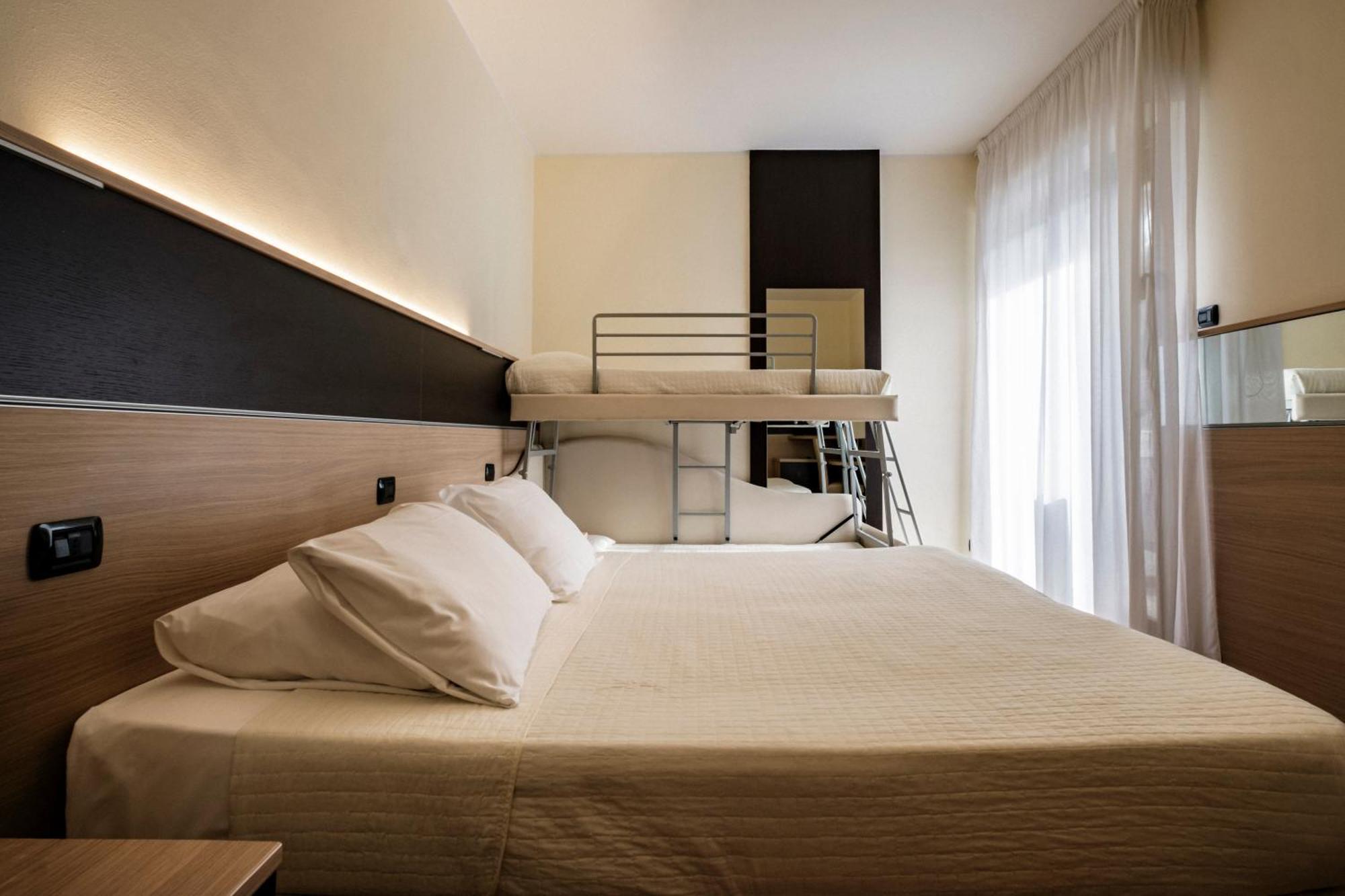 Augustus Hotel Riccione Exterior foto